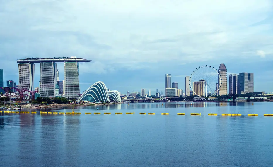 Marina Bay area with Marina bay sands and Singapore skyline